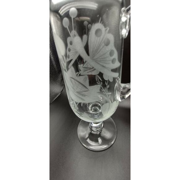 VTG Crystal Cut Etched Floral Clear Wine Decanter Applied Handle - no stopper - Picture 4 of 13